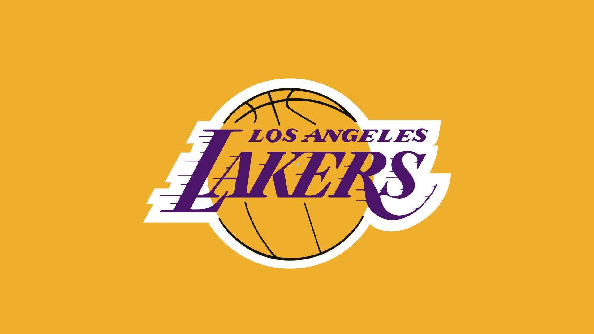 文班亚马决胜时刻连中关键球 马刺力克绿军迎关键胜利