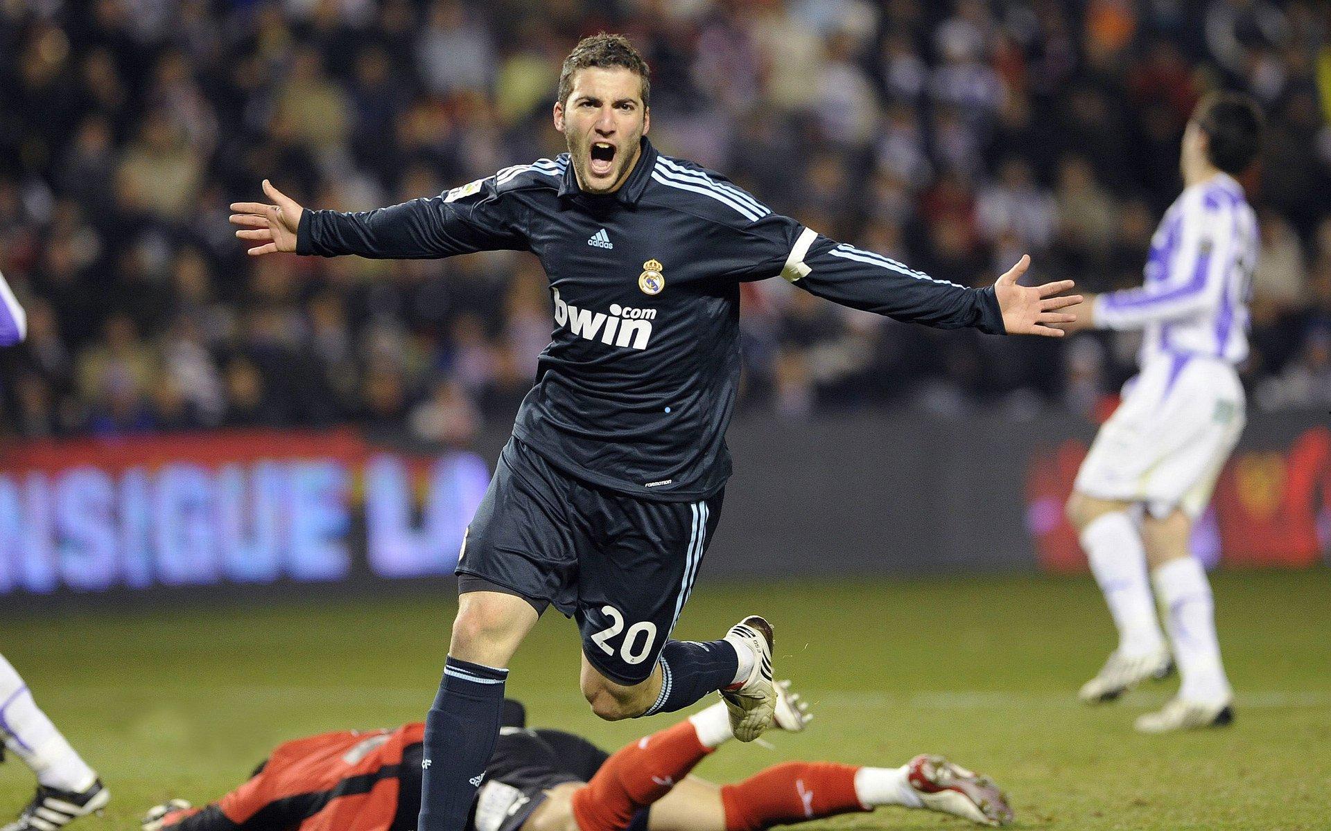 皇马租借前锋回归困境，马卡报深度解析恩德里克租借案例