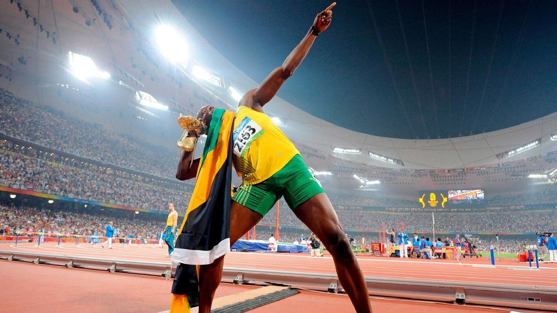 历史影像重现，图拉姆、亨利与阿森纳球衣的岁月回声